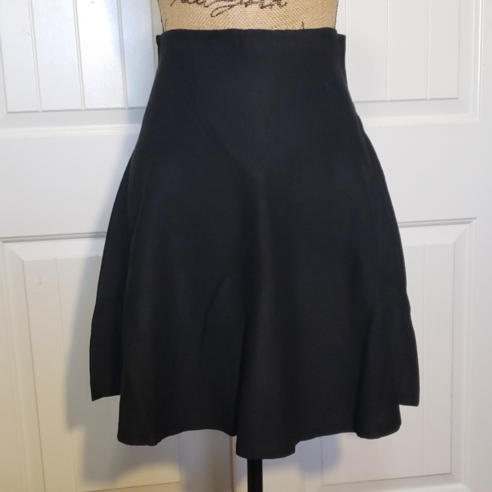 NWT Wonder Lus LA Flowy Knit Skirt